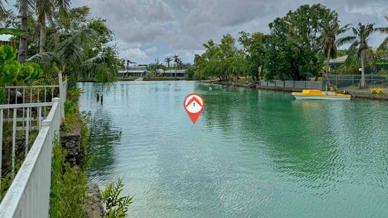 Lagoon-front Family Rental