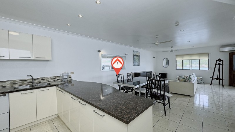 Harbourside Executive Apartment