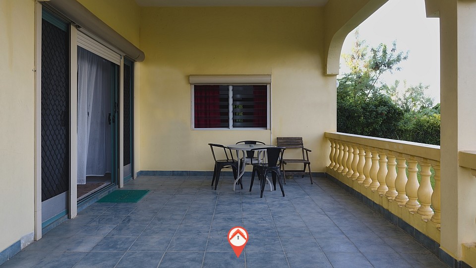 Ellouck Drive Rental